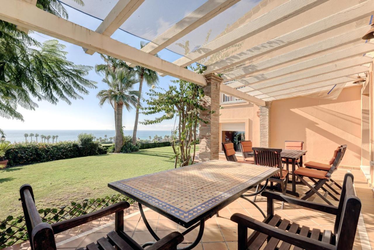 Villa Alcaidesa Vistas Al Mar San Roque  Exterior photo