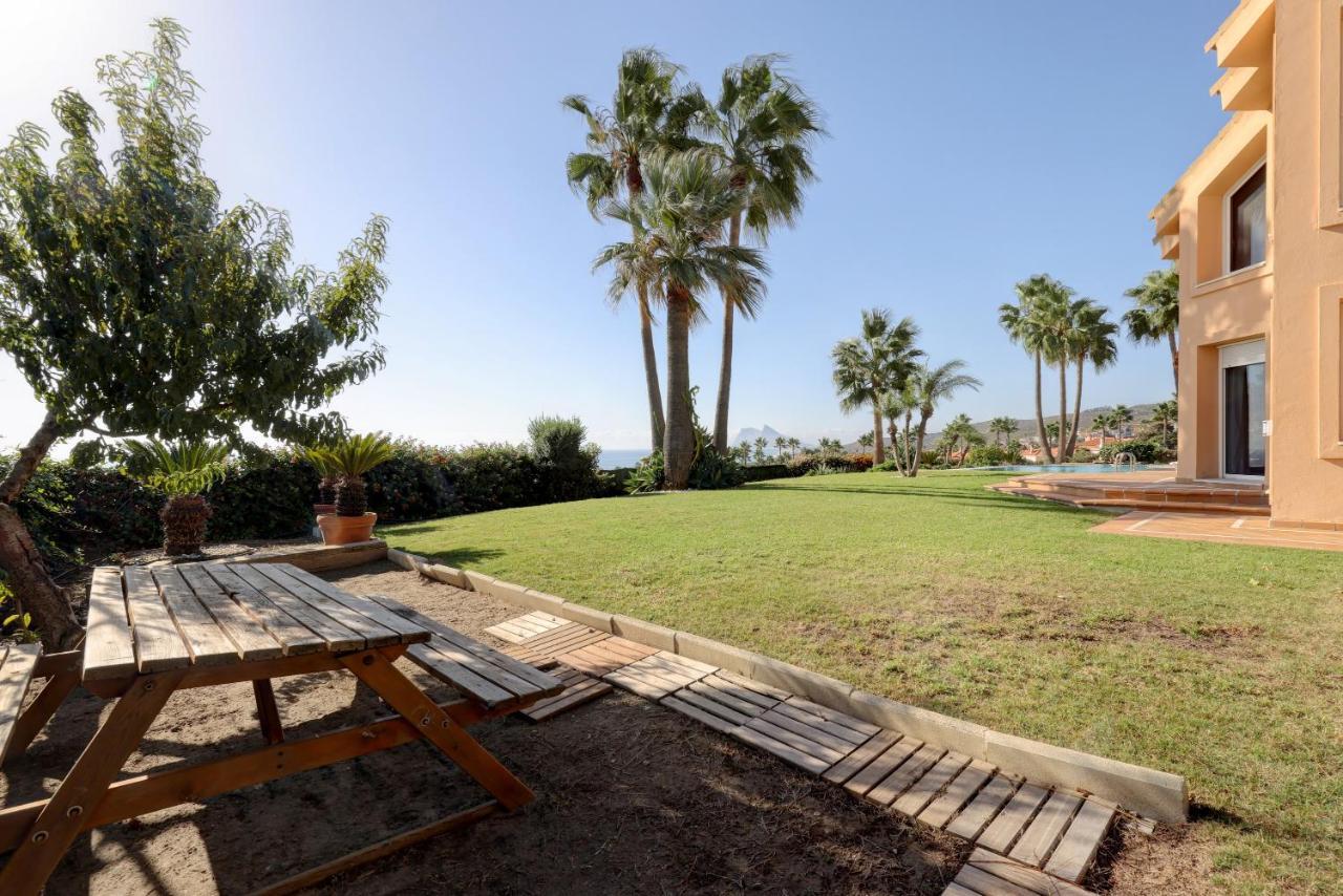 Villa Alcaidesa Vistas Al Mar San Roque  Exterior photo